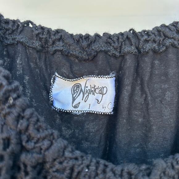 Vintage Y2K Nightcap Carmen Black Crochet Off The Shoulder Top Size Small - Picture 3 of 9